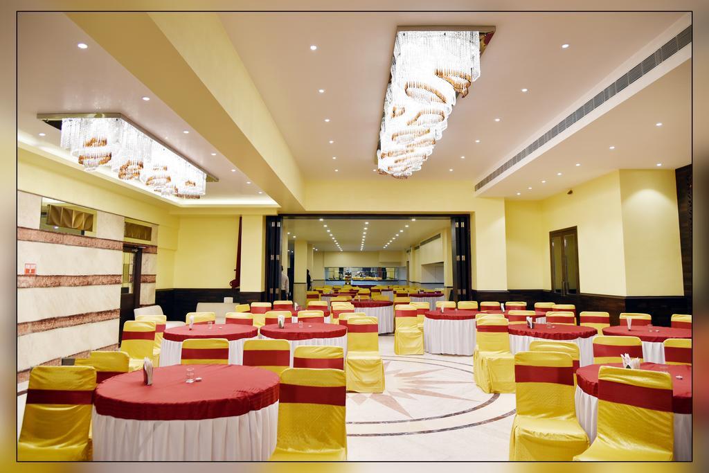 Hotel Millennium Γουβαχάτι Εξωτερικό φωτογραφία