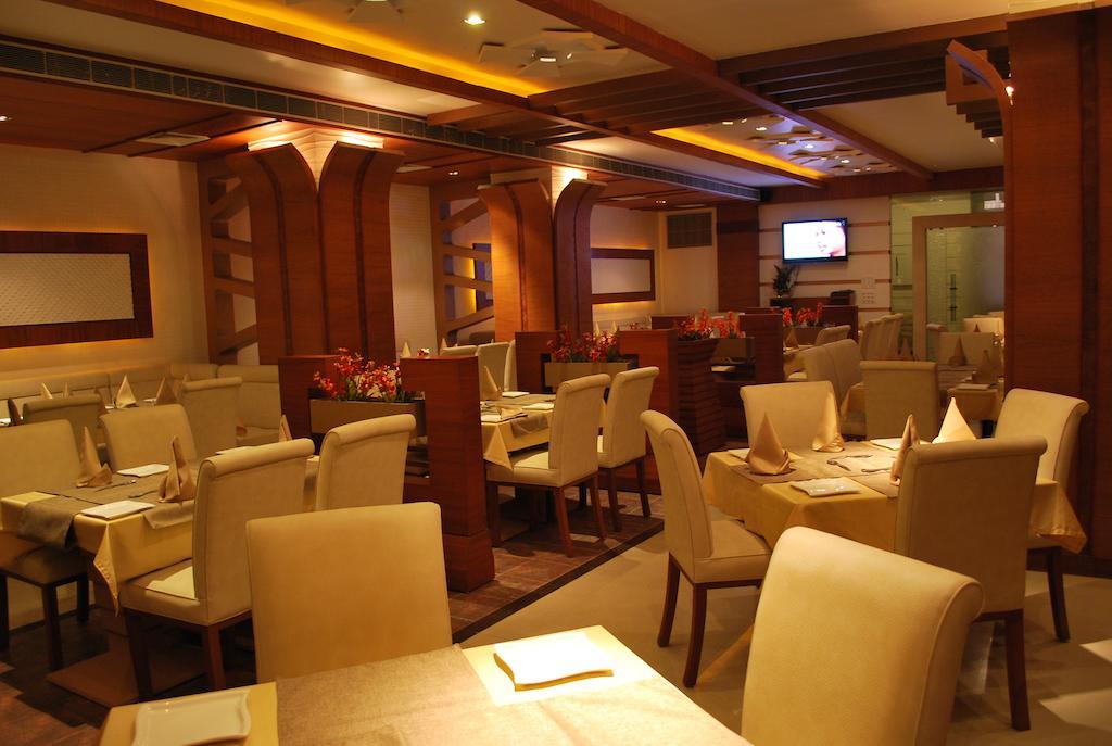 Hotel Millennium Γουβαχάτι Εξωτερικό φωτογραφία