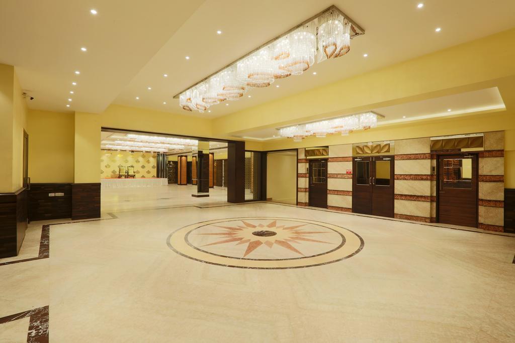 Hotel Millennium Γουβαχάτι Εξωτερικό φωτογραφία