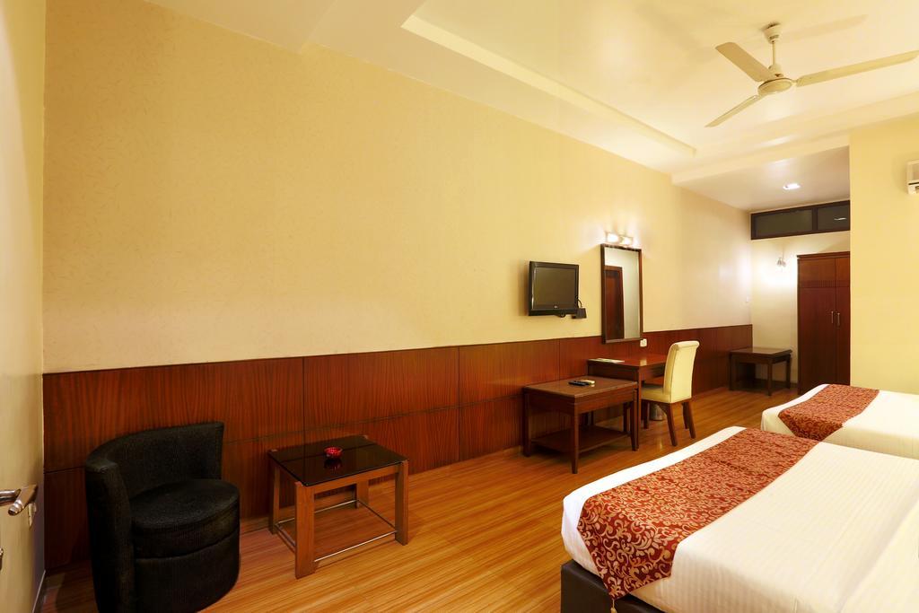 Hotel Millennium Γουβαχάτι Εξωτερικό φωτογραφία